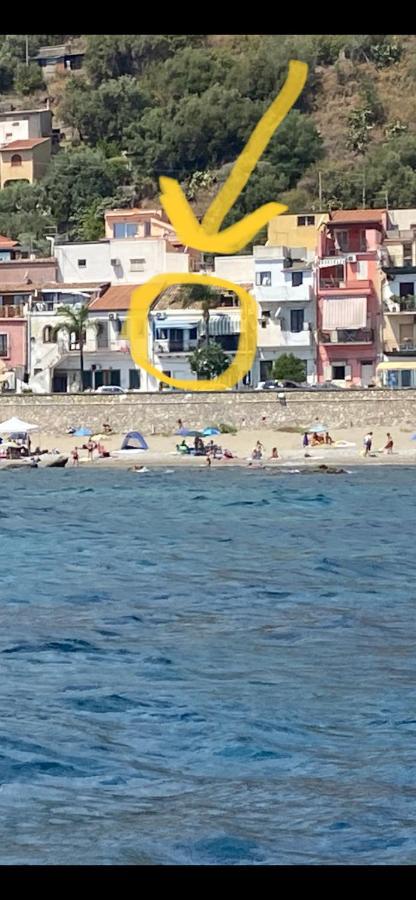 Villa Casa Nicole Fronte Mare Giardini-Naxos Exterior foto